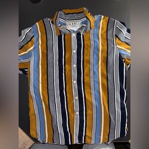 Denim & Flower Button Down - Short Sleeve - Large